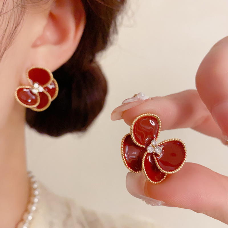 Hoa tai Hoa ĐỎ xèo cánh sang trọng cao cấp, Hoa tai thiết kế HÀN QUỐC sang trọng độc đáo B4415