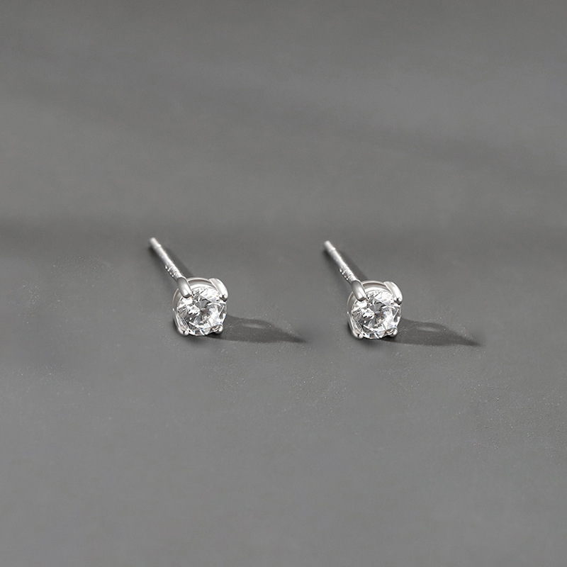 Bông tai NAM NỮ, unisex nụ đá 4mm basic xi màu bạc B4374