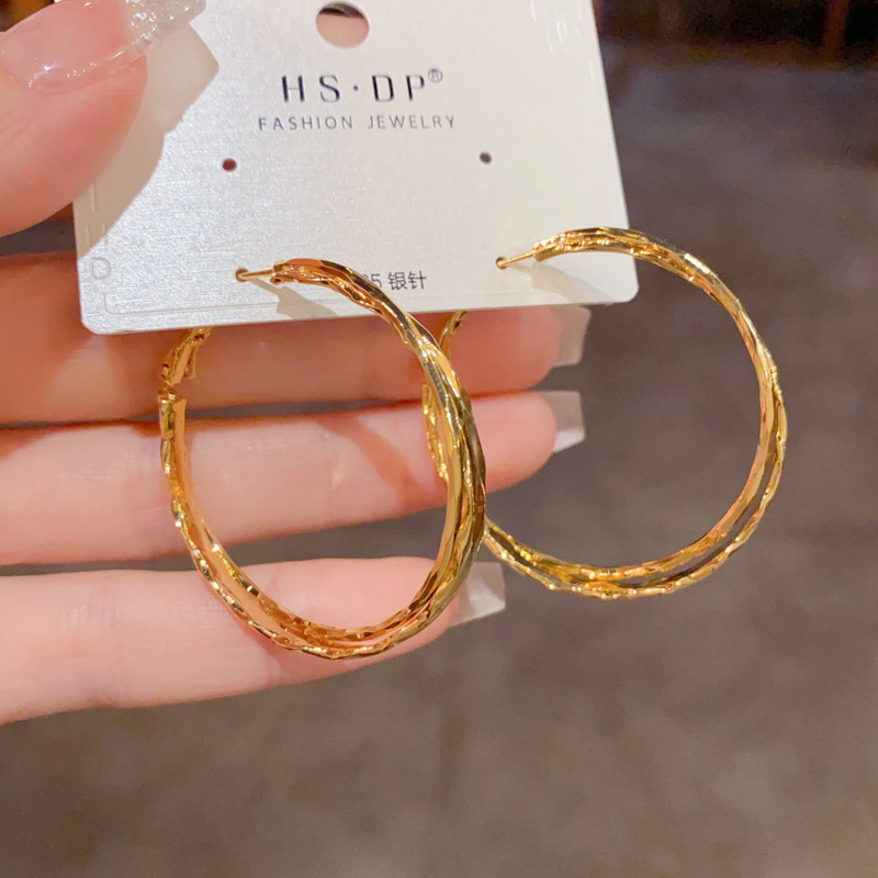 Hoa tai tròn vòng chéo ĐK 3.7cm xi vàng pha cao cấp, Hoa tai basic cá tính đơn giản, thiết kế hàn quốc độc đáo B4413