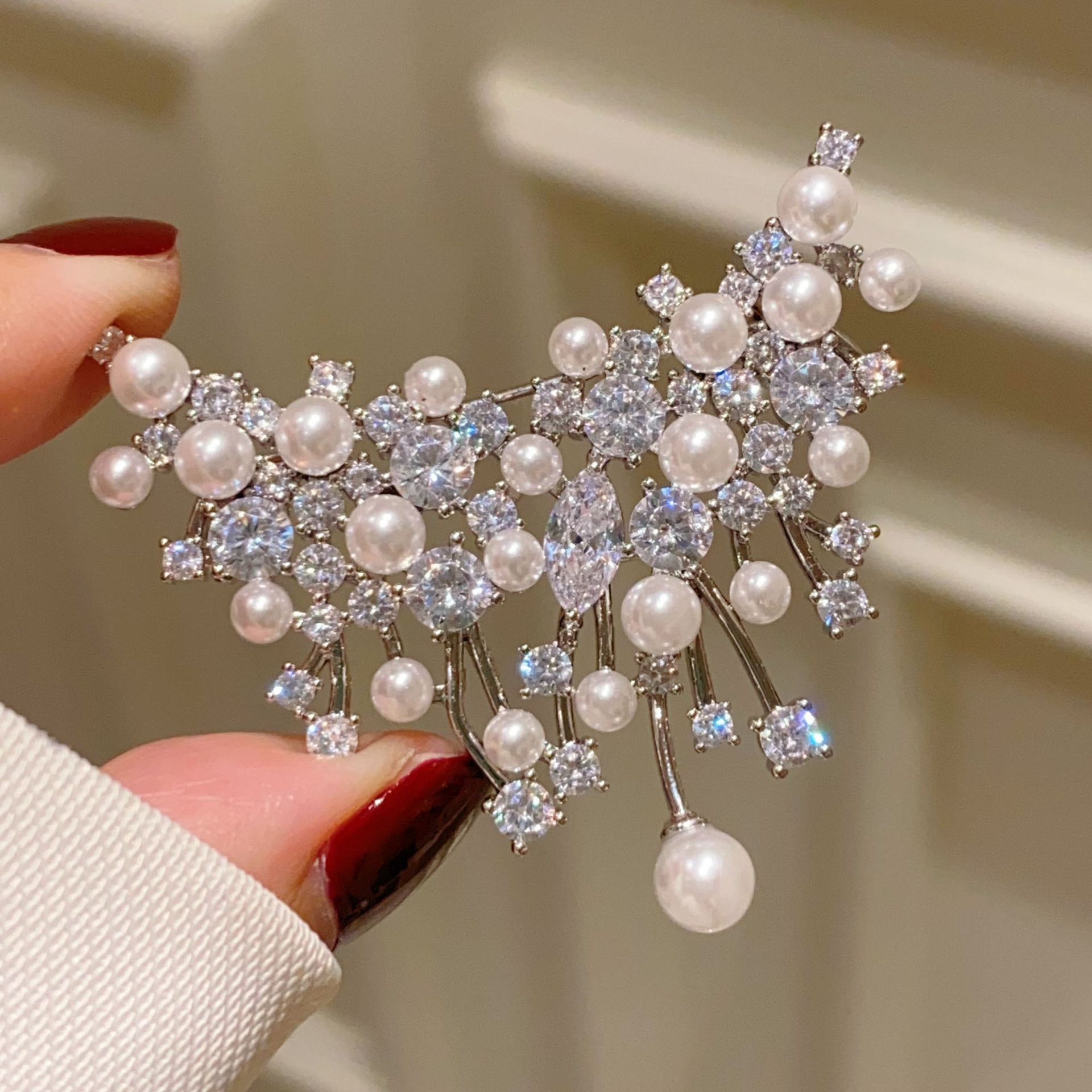 Cài áo NGÔI SAO ĐÁ Zircon cao cấp xi màu bạc,Ghim cài áo nữ độc đáo sang trọng B4162