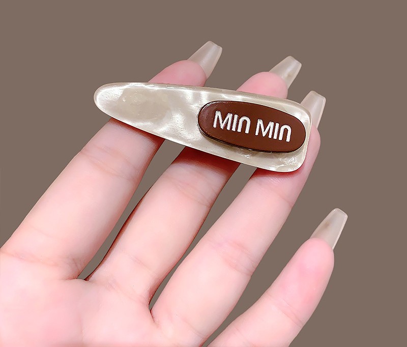 Kẹp tóc mỏ vịt chữ MIN màu trắng cao cấp, phụ kiện kẹp tóc mái nữ sang trọng thiết kế Hàn Quốc B4307