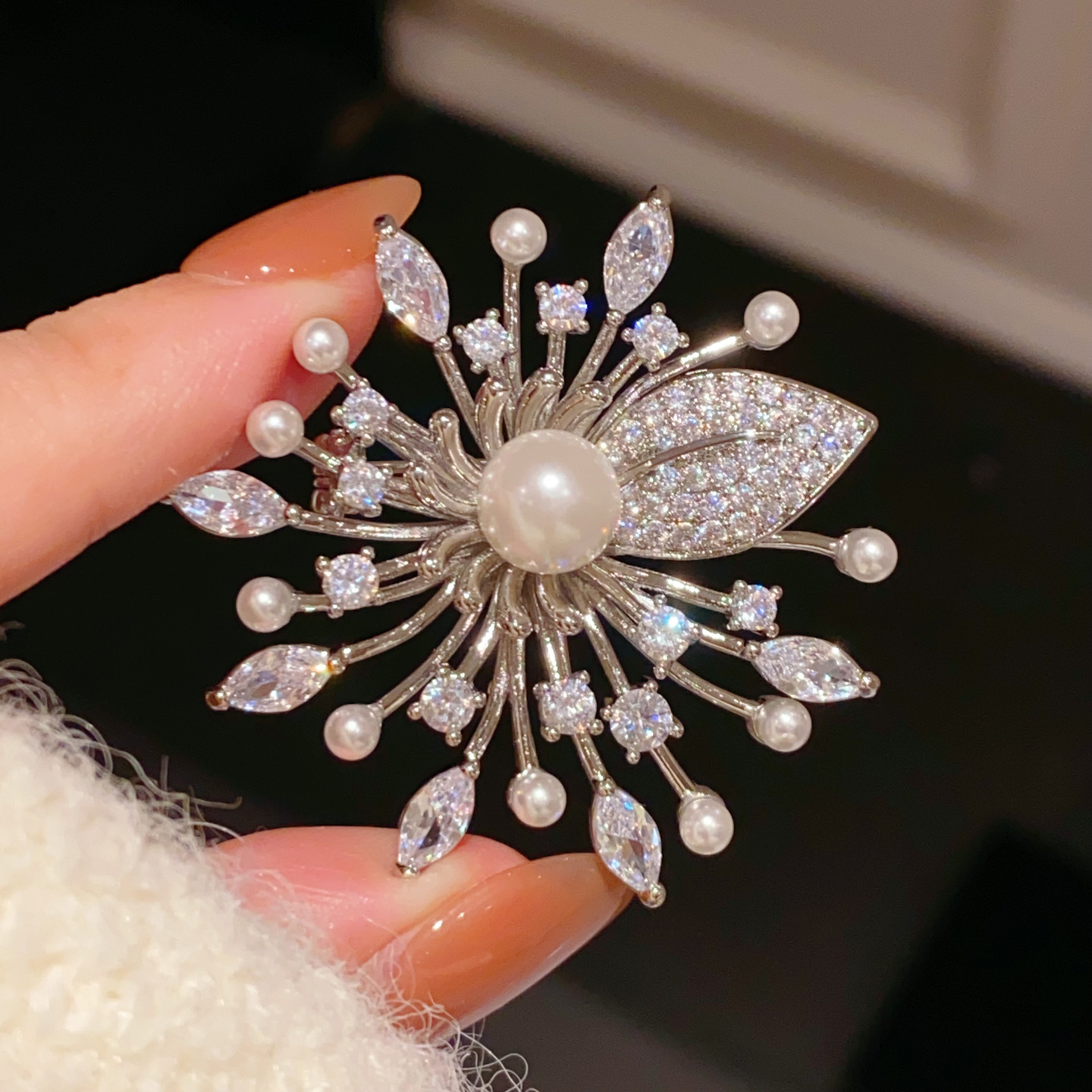 Cài áo Pháo hoa đá zircon xi bạc 925 cao cấp, cài áo cao cấp tuyệt đẹp thiết kế Hàn Quốc sang trọng B4172