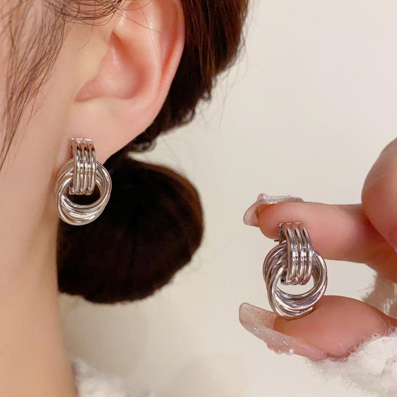 Bông tai BAsic màu BẠC TRÒN xoắn, hoa tai thiết kế Hàn Quốc phong cách Châu Âu độc đáo sang trọng cá tính B4498