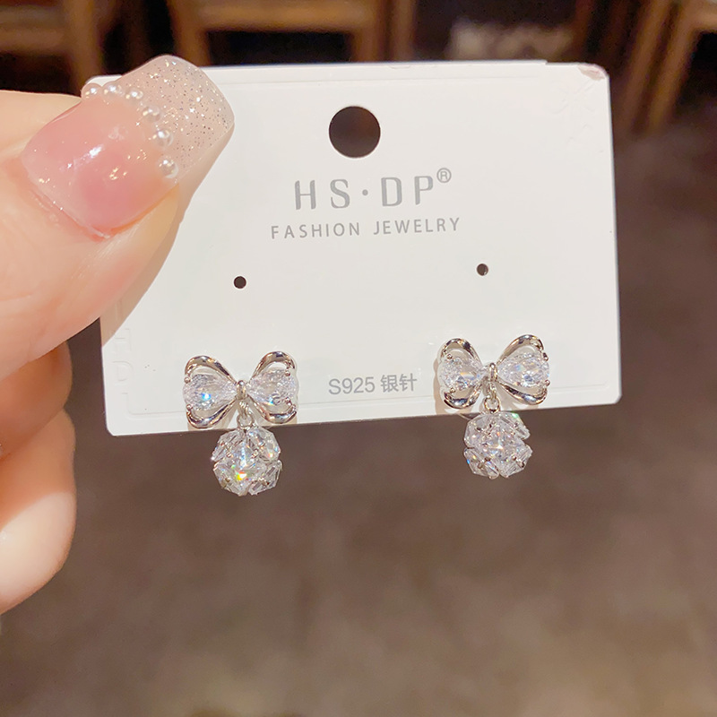 Bông tai NƠ ĐÁ ZIRCON giọt nước xi bạc 925 cao cấp, phụ kiện hoa tai thiết kế Hàn quốc cao cấp độc đáo B4493