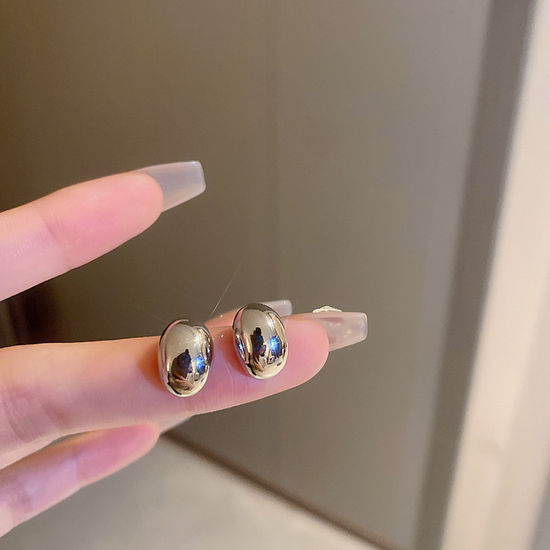 Bông tai hạt đậu trơn màu BẠC nhí, hoa tai thời trang basic cơ bản, phụ kiện bông tai đi tiệc B4740