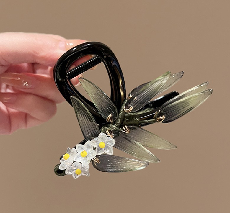 Kẹp gắp tóc 8cm, kẹp càng cua HOA trắng LÁ TRE đen 1 bên, phụ kiện kẹp tóc nữ độc đáo, kẹp tóc xinh, quà tặng B4052