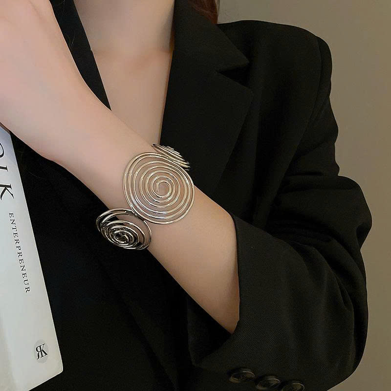 Vòng tay ốc xoắn MÀU BẠC cá tính, phụ kiệ vòng đeo tay bản to cá tính phong cách châu Âu đơn giản basic B4822