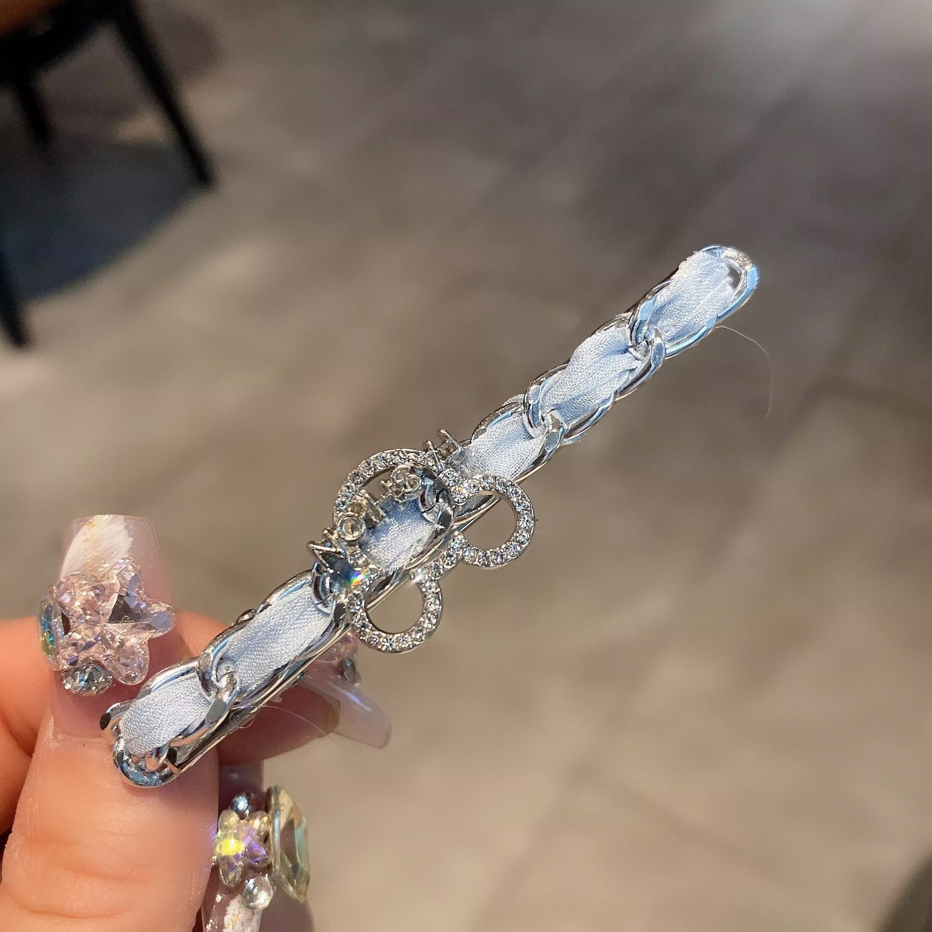 Kẹp mỏ vịt mặt Gấu đính đá xanh nhạt, Phụ kiện kẹp tóc đẹp độc đáo B4116