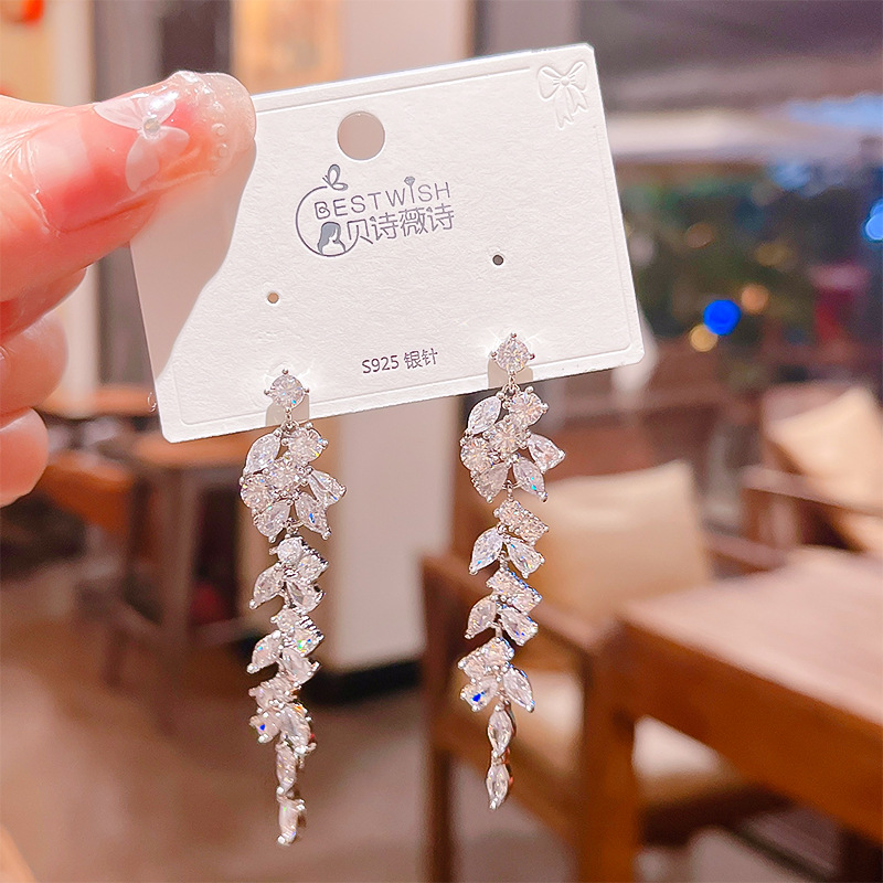 Bông tai nữ dáng dài mix dạ hội, váy đầm đính đá zircon xi bạc 925 cao cấp đi tiệc sang trọng, Hoa tai nữ đẹp, phụ kiện thời trang độc đáo đi tiệc sang trọng B4962