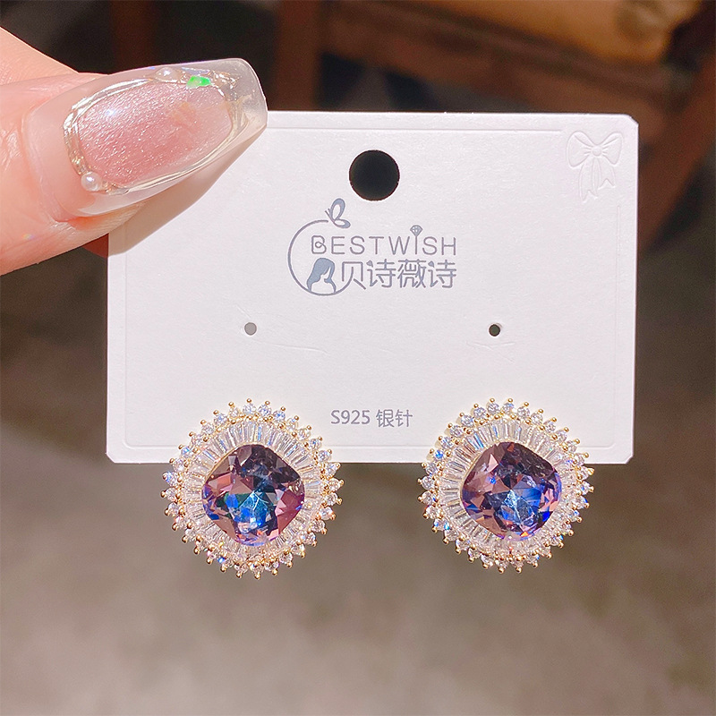 Hoa tai NỮ đi tiệc thiết kế Hàn Quốc cao cấp, sang trọng, thanh lịch ĐÁ MÀU SẮC zircon xi vàng pha cao cấp B4971