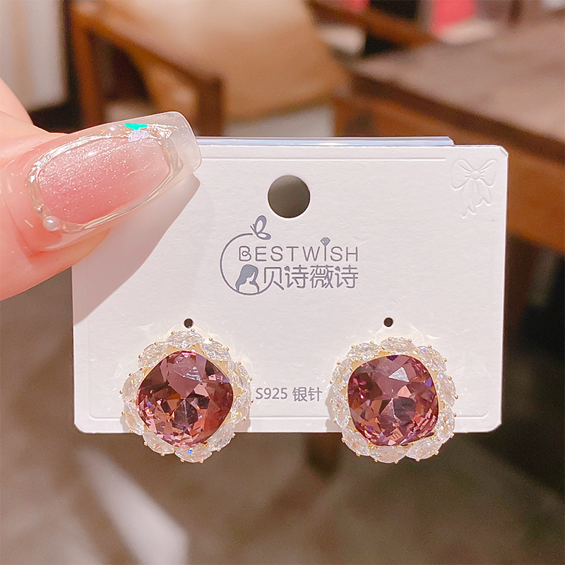 HOA tai Nữ ĐÁ màu sắc viền zircon xi vàng pha cao cấp B4987