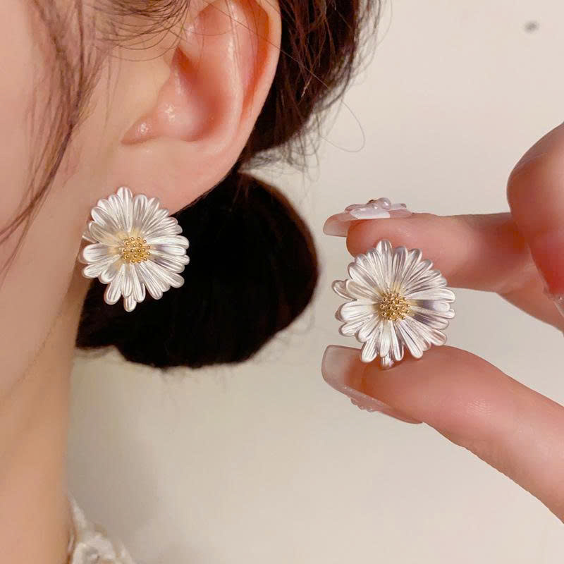 Bông tai HOA CÚC xi màu bạc cao cấp, phụ kiện hoa tai thiết kế Hàn Quốc độc đáo sang trọng, quà tặng bạn, hoa tai cô dâu B5059