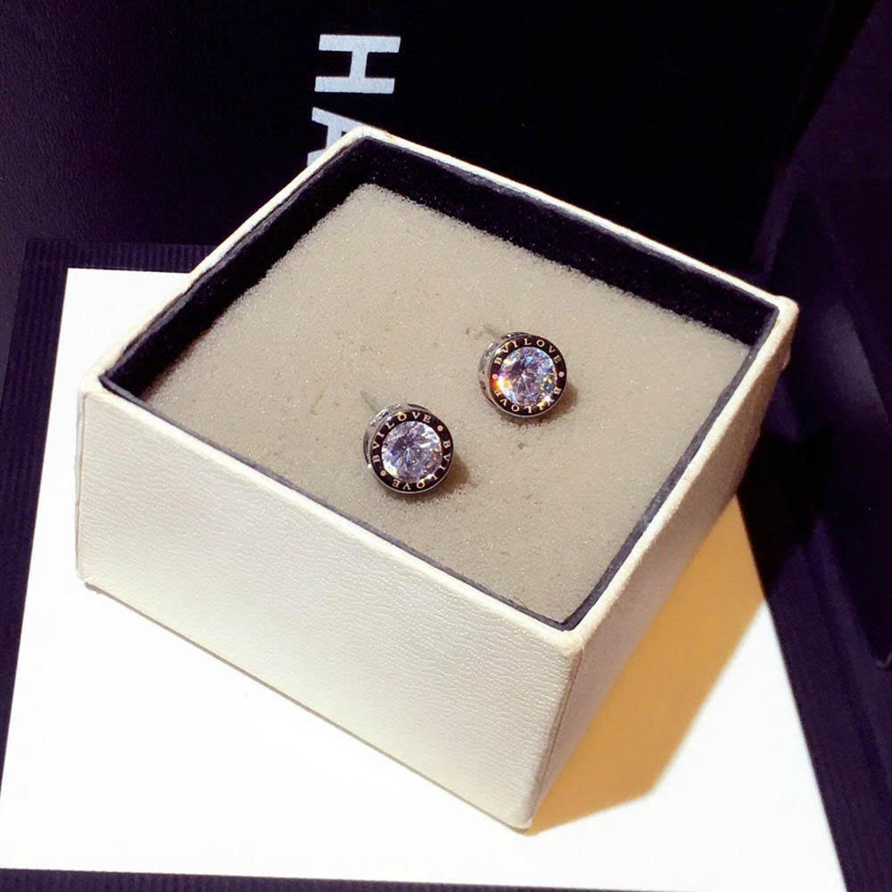Bông tai NỤ ĐÁ zircon xi bạc 925 cao cấp, hoa tai nam nữ unisex viền chữ, hoa tai cô dâu, bông tai đi tiệc đơn giản B5184